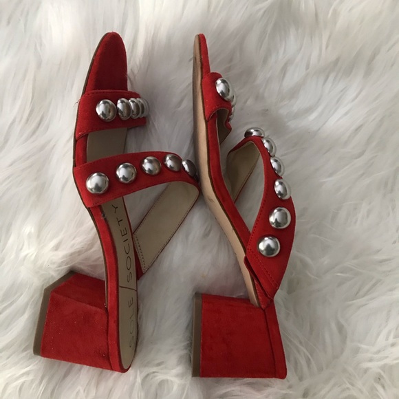 SOLE SOCIETY SUSHANA STUDDED SLIDES SIZE 7 - Picture 7 of 8